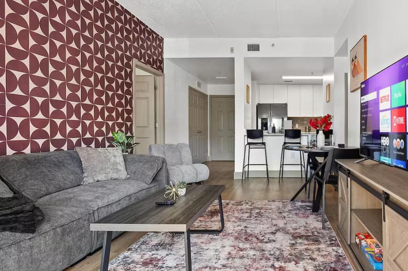 Carolina Cove - Free Parking, Spacious, Views Apartment *