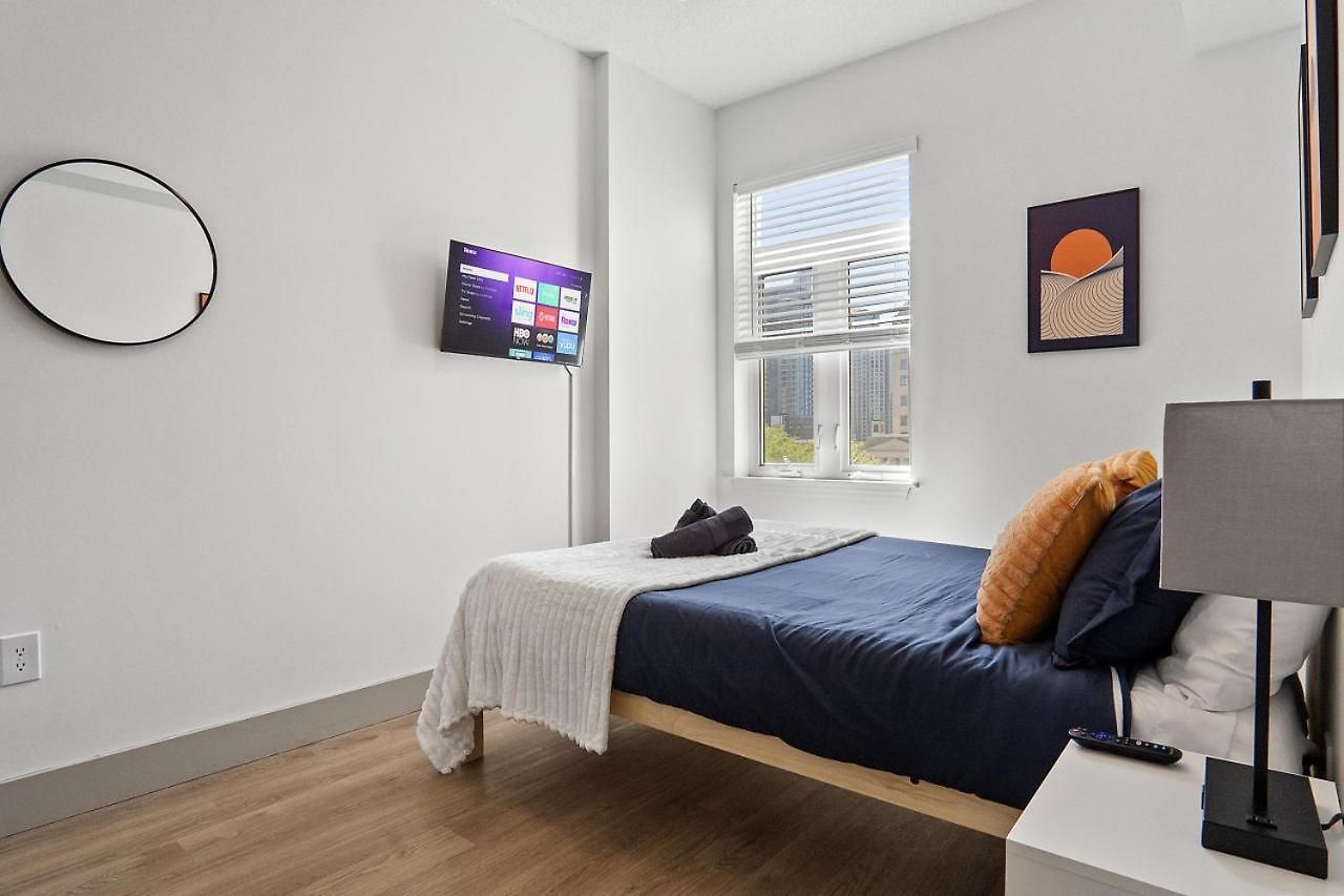 Apartment Carolina Cove - Free Parking, Spacious, Views *