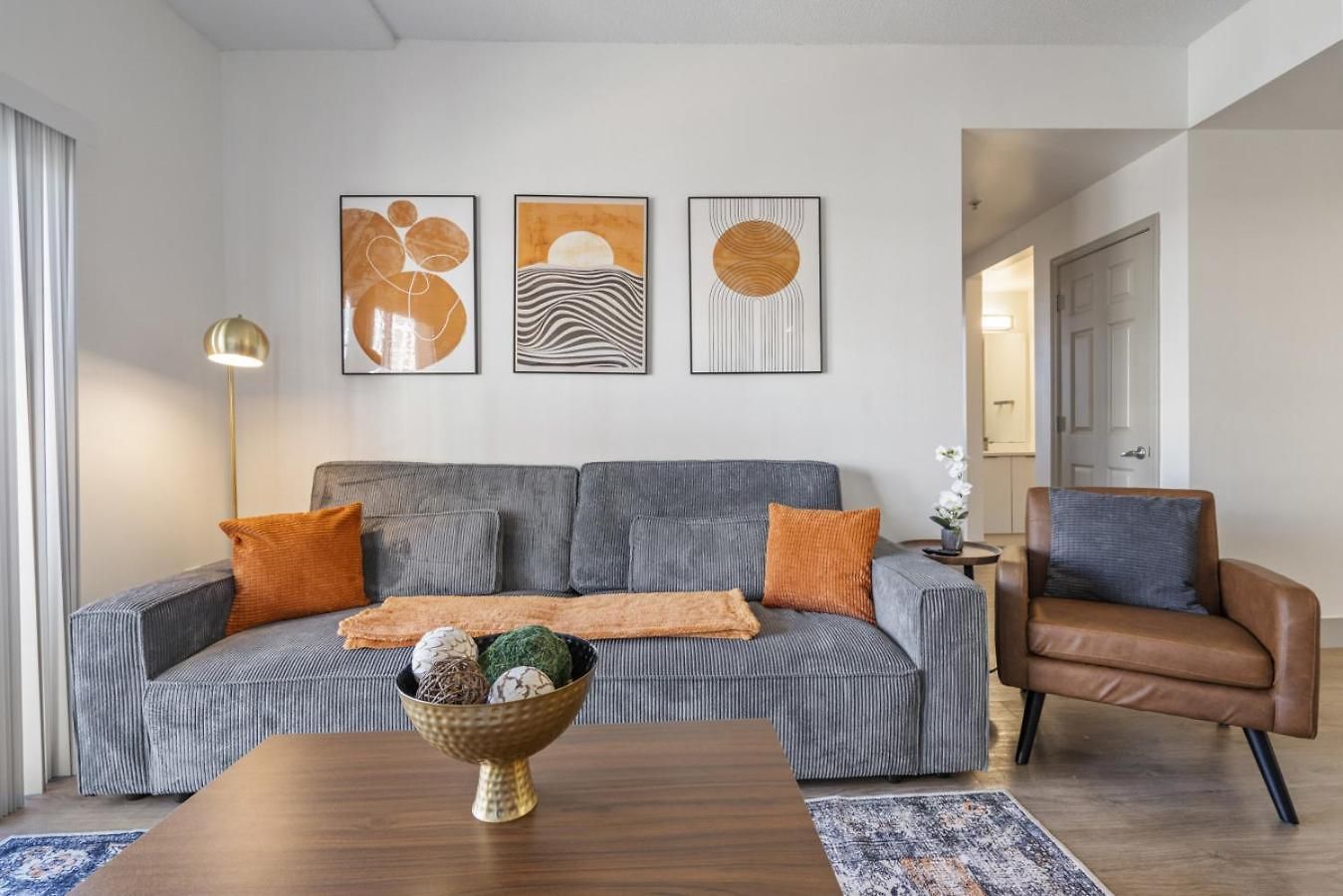 Urban Oasis - Balcony, Free Parking, Views, Gym Apartment
