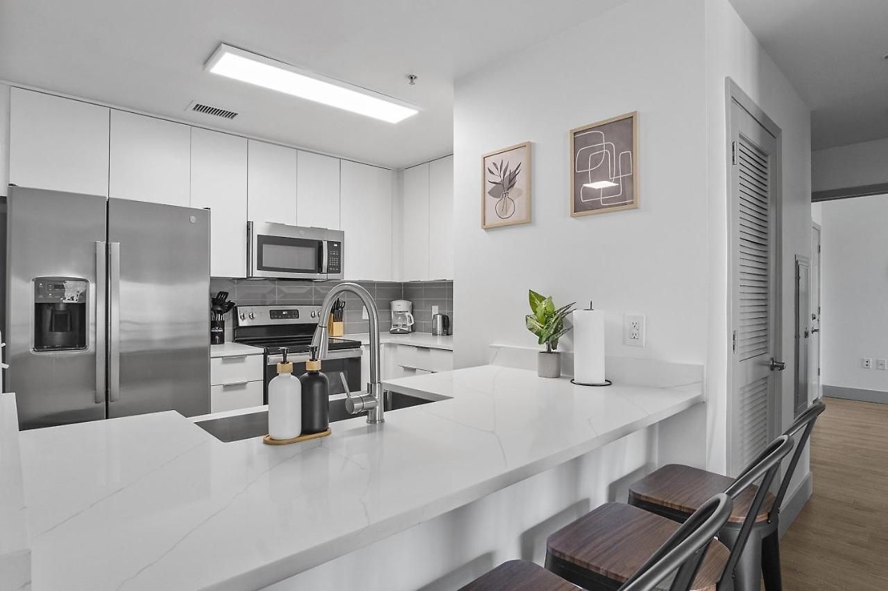 Apartment Cozy Urban Getaway - Free Parking, Gym, Stadium Charlotte