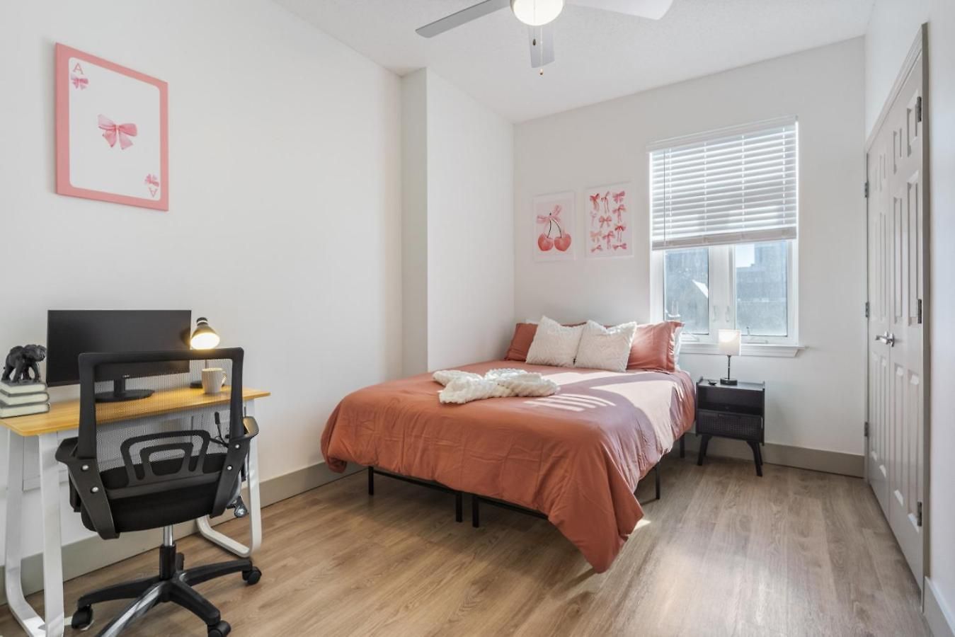 Apartment Modern Marvel - Free Parking, Gym, Near Stadium Charlotte