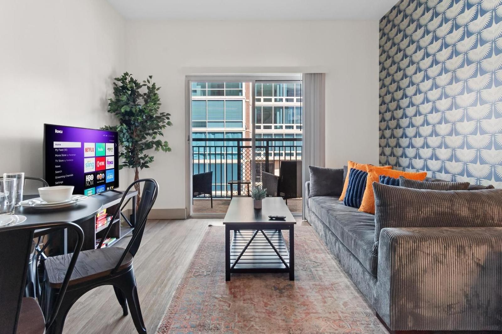 The Panther - Luxury 3br - Free Parking - Views - Stadium - Gym Apartment *