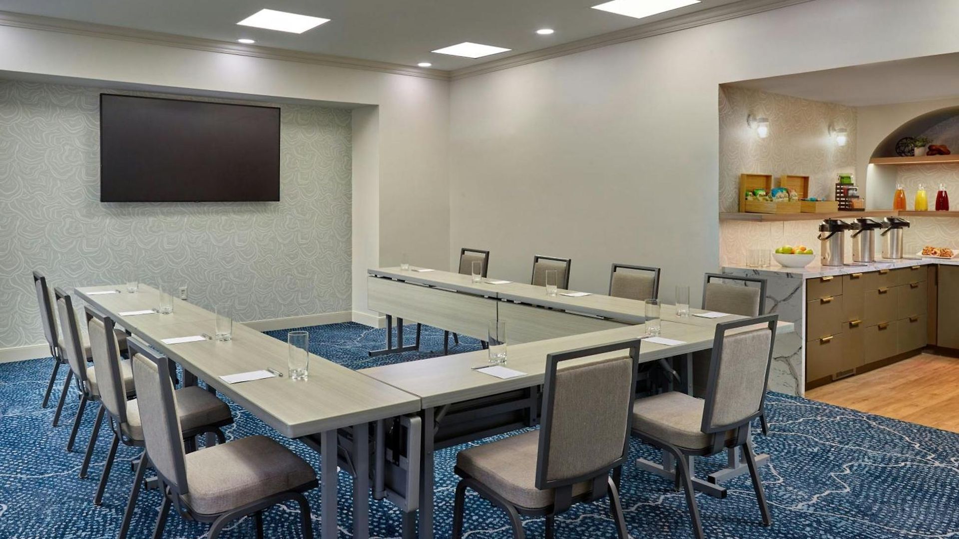 Renaissance Southpark Hotel