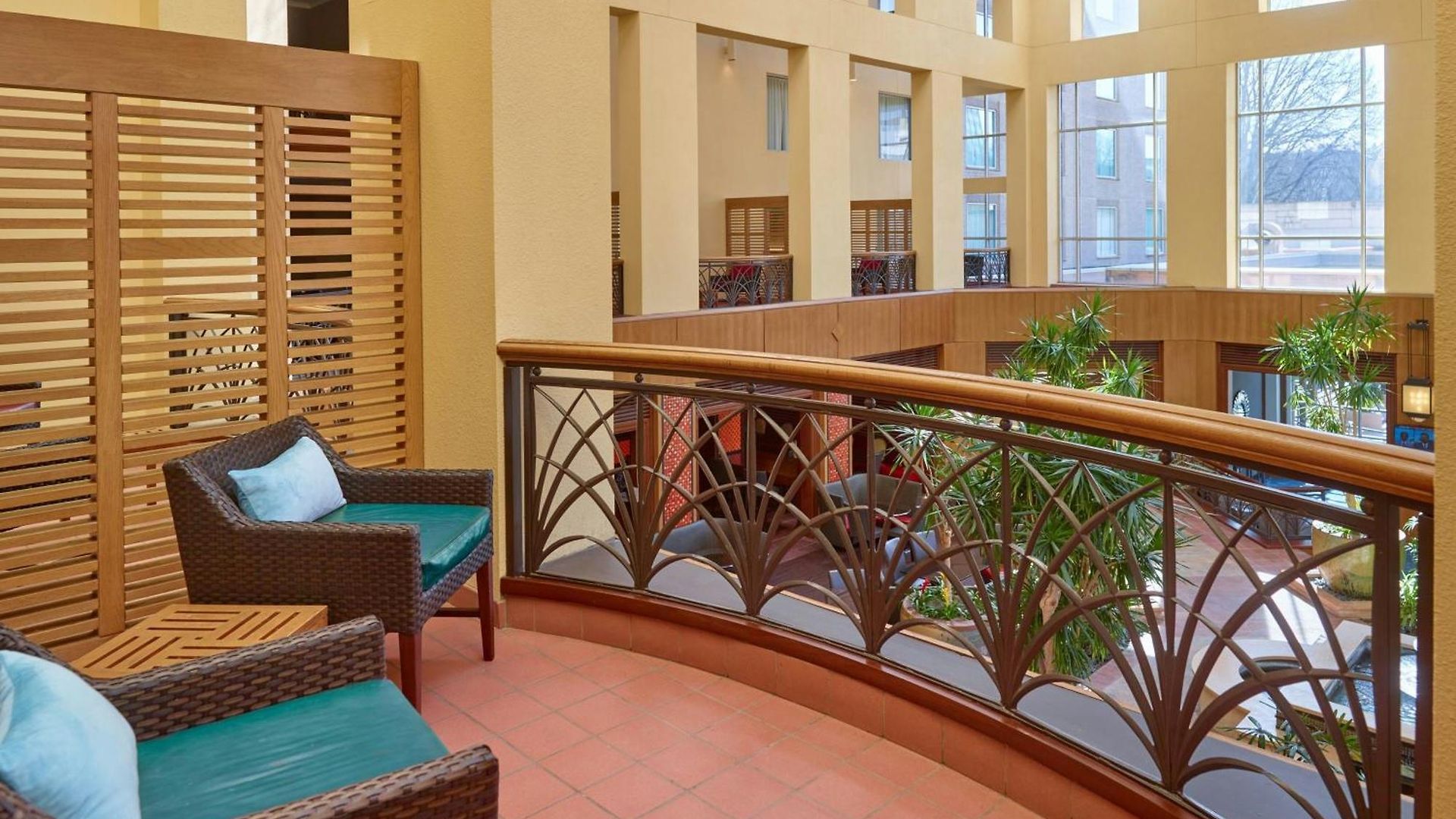 Renaissance Southpark Hotel