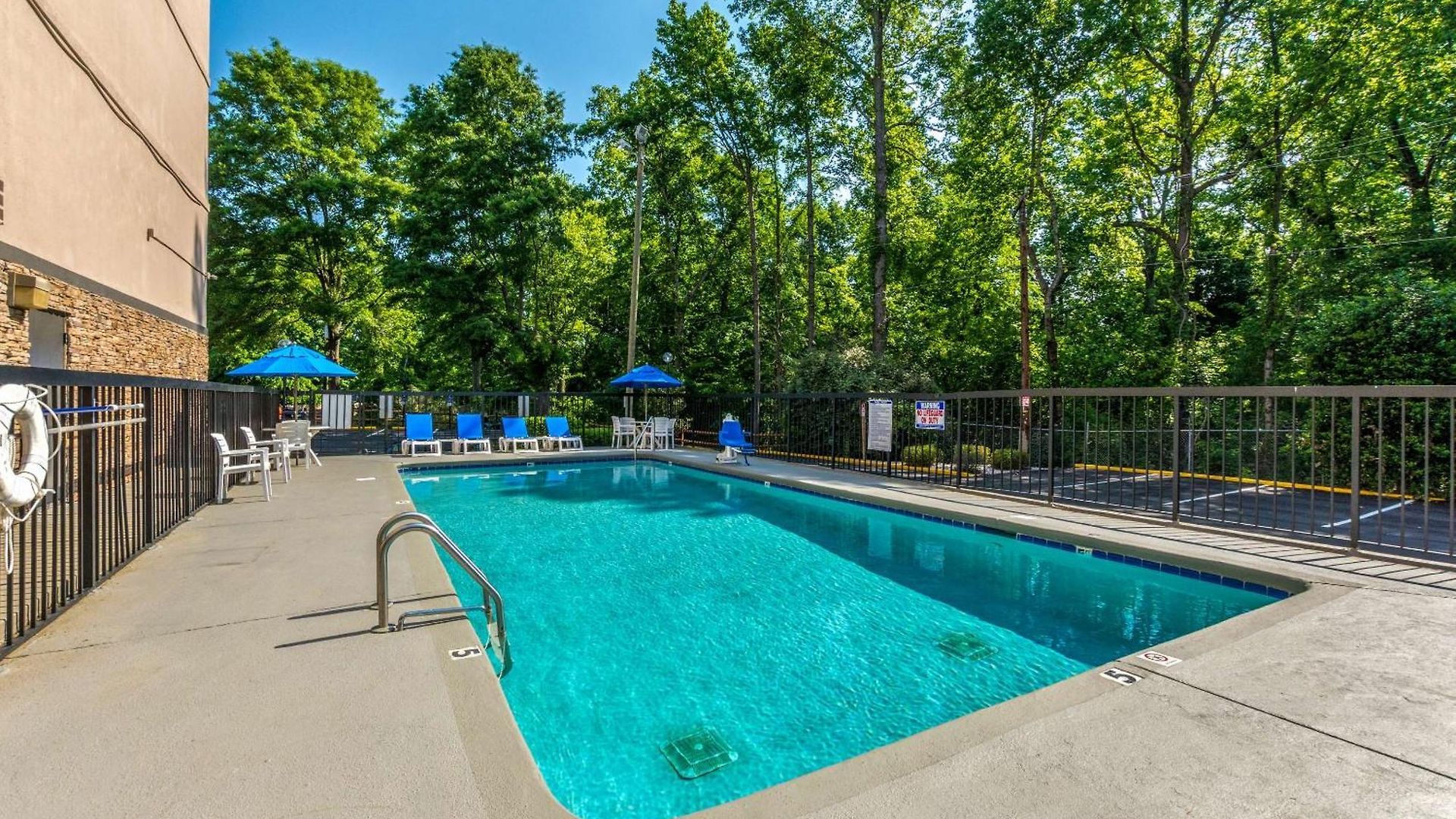 Inn Comfort Airport Uptown Charlotte