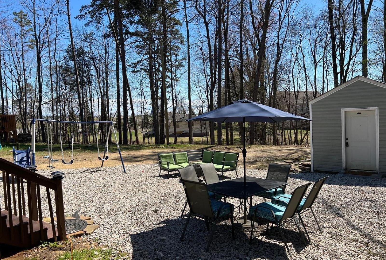 Family House With Jacuzzi Holiday home Charlotte