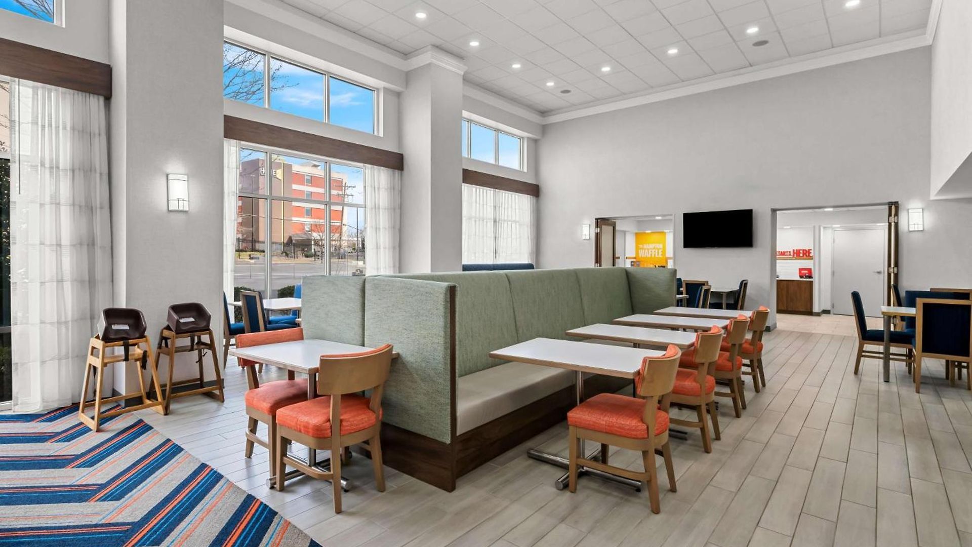 Hampton & Charlotte-airport Hotel