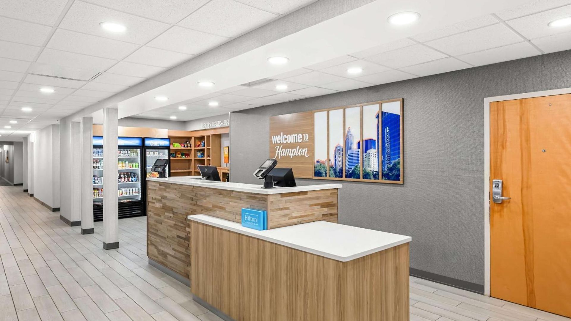 Hampton & Charlotte-airport Hotel 3*