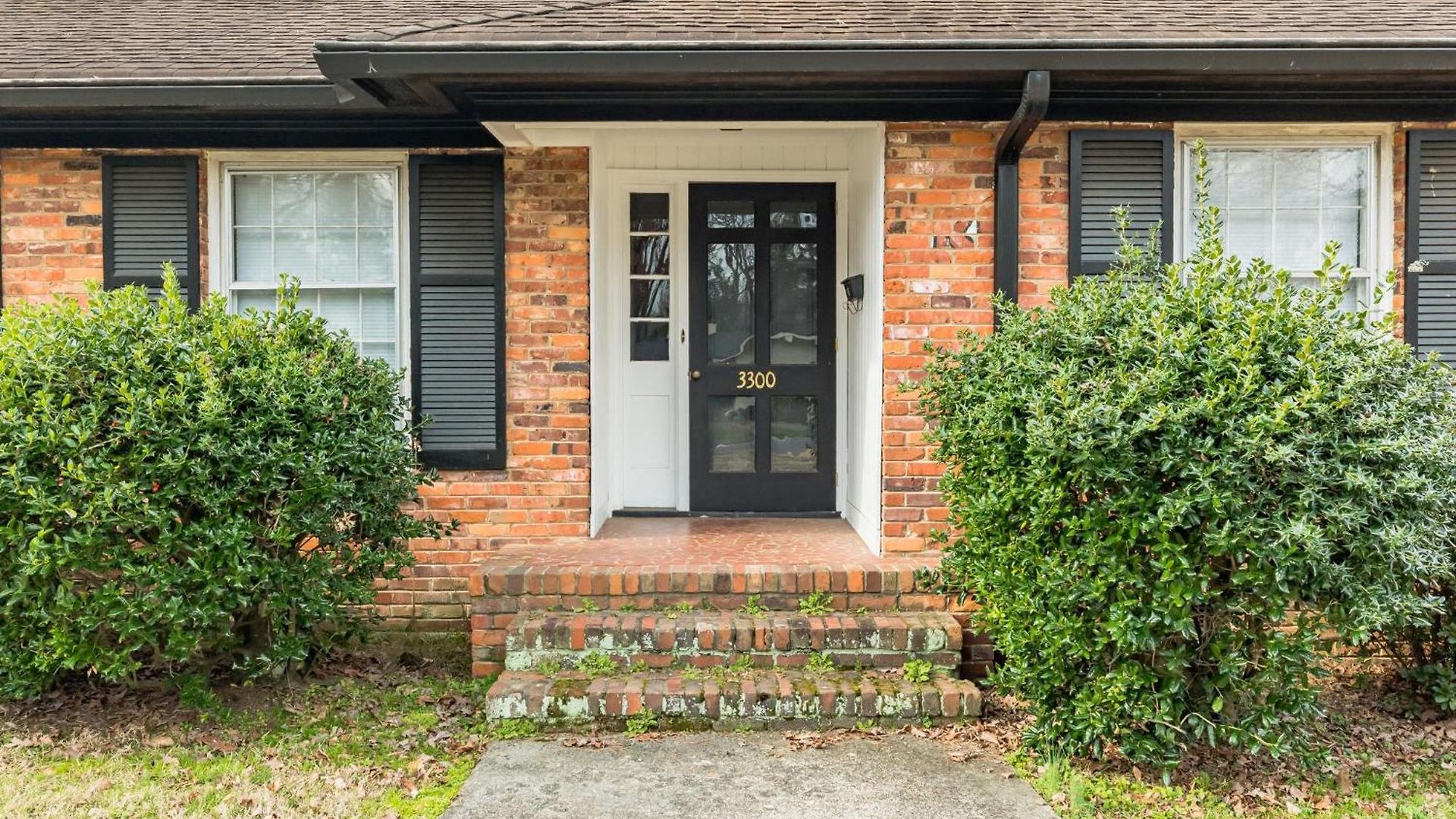 Holiday home 4 Bedroom Ranch In Prime Southpark Backyard And Porch Charlotte