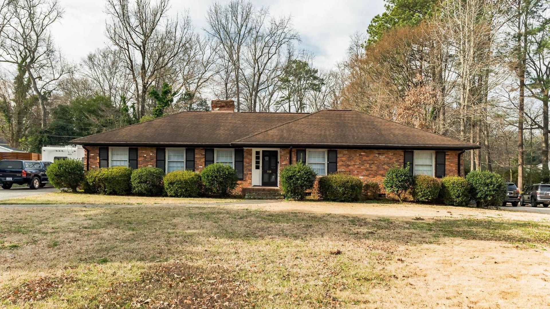 Holiday home 4 Bedroom Ranch In Prime Southpark Backyard And Porch Charlotte