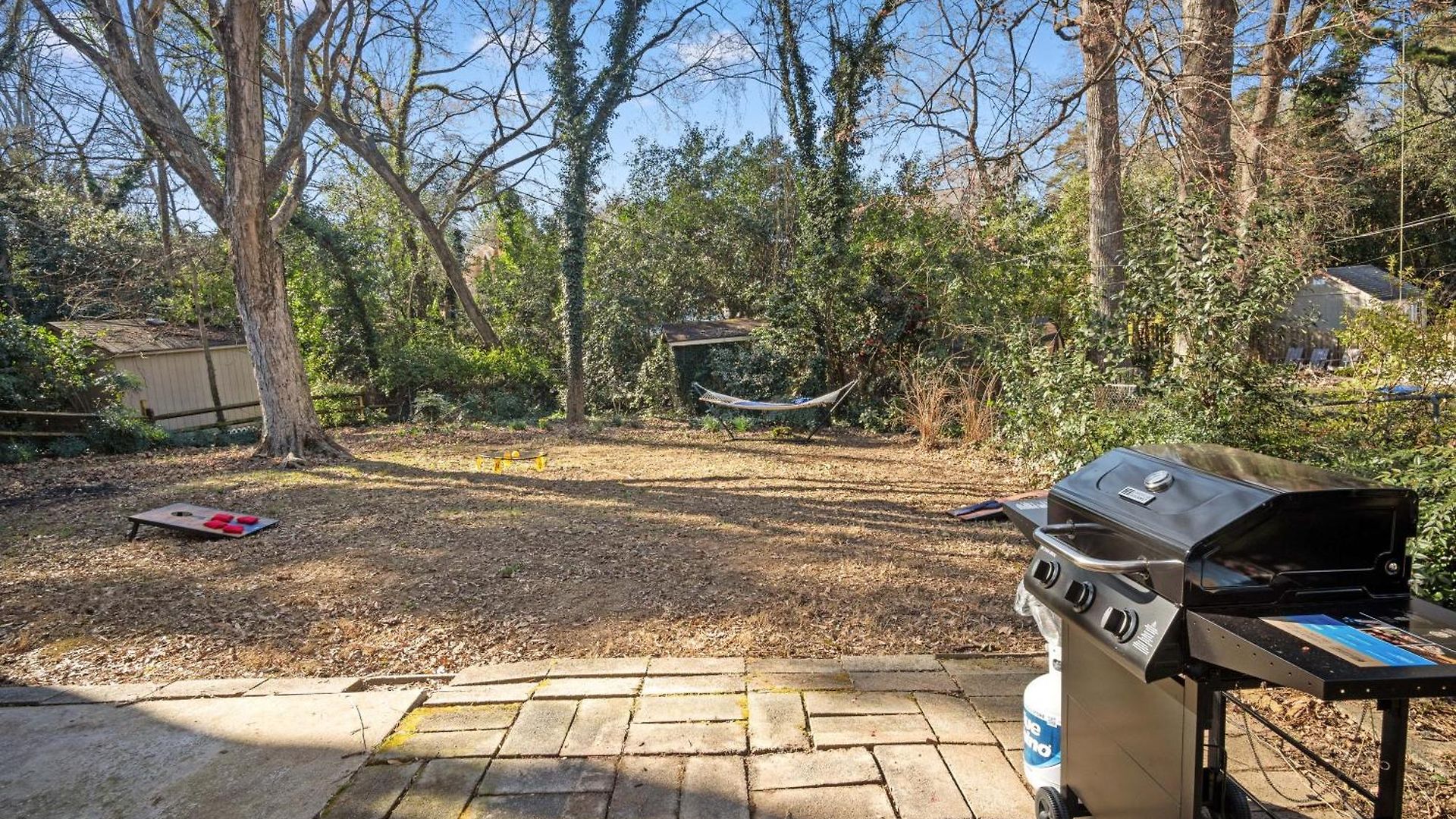 Elegant 4bd Retreat - Backyard Bbq & Theater Charlotte