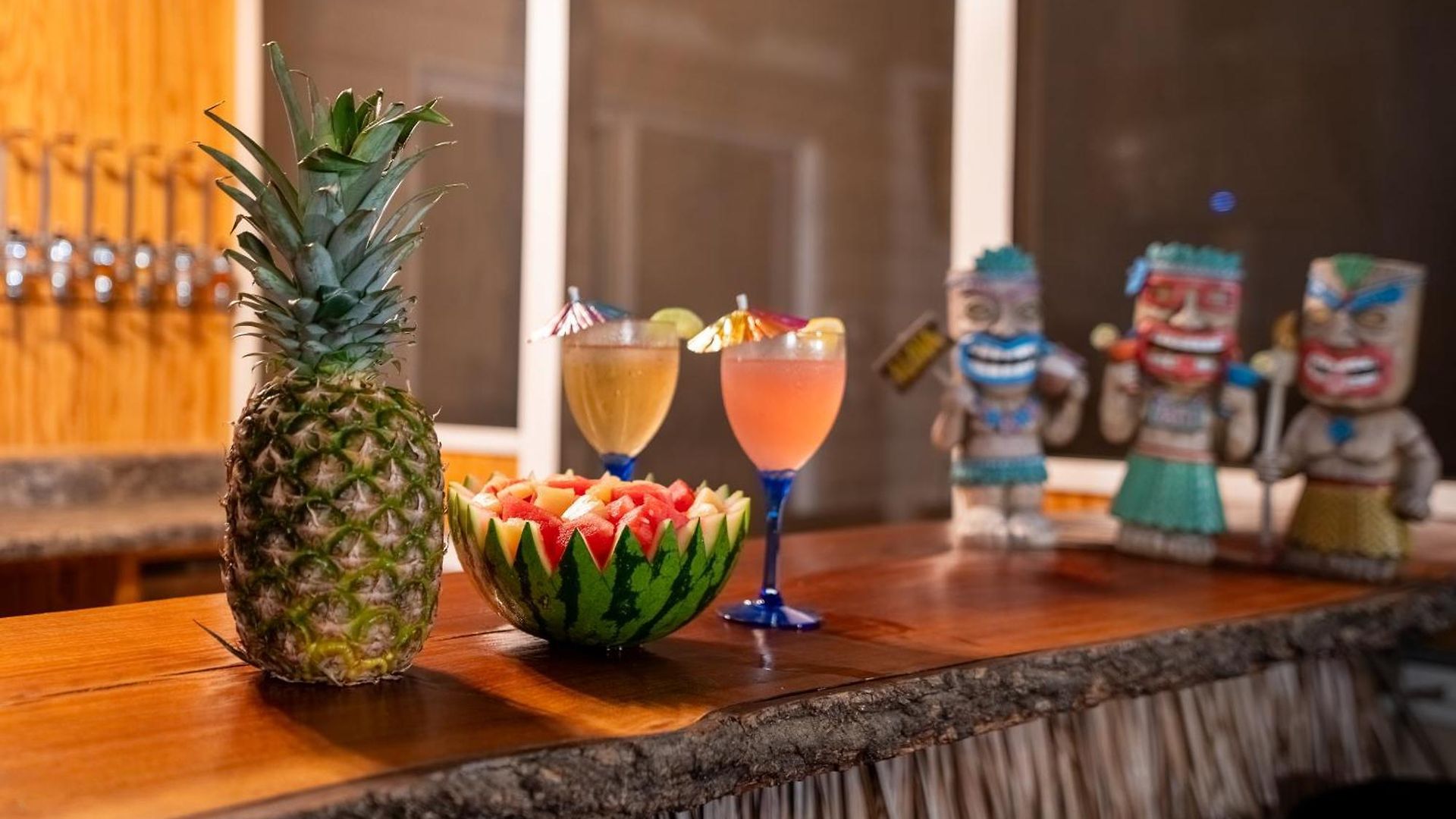 Apartment Tropical Oasis With Tiki Bar, Firepit, Seasonal Pool *