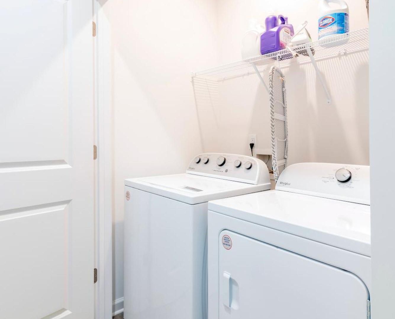 Chic 9 Min To Uptown Hot Tub & Private Yard *