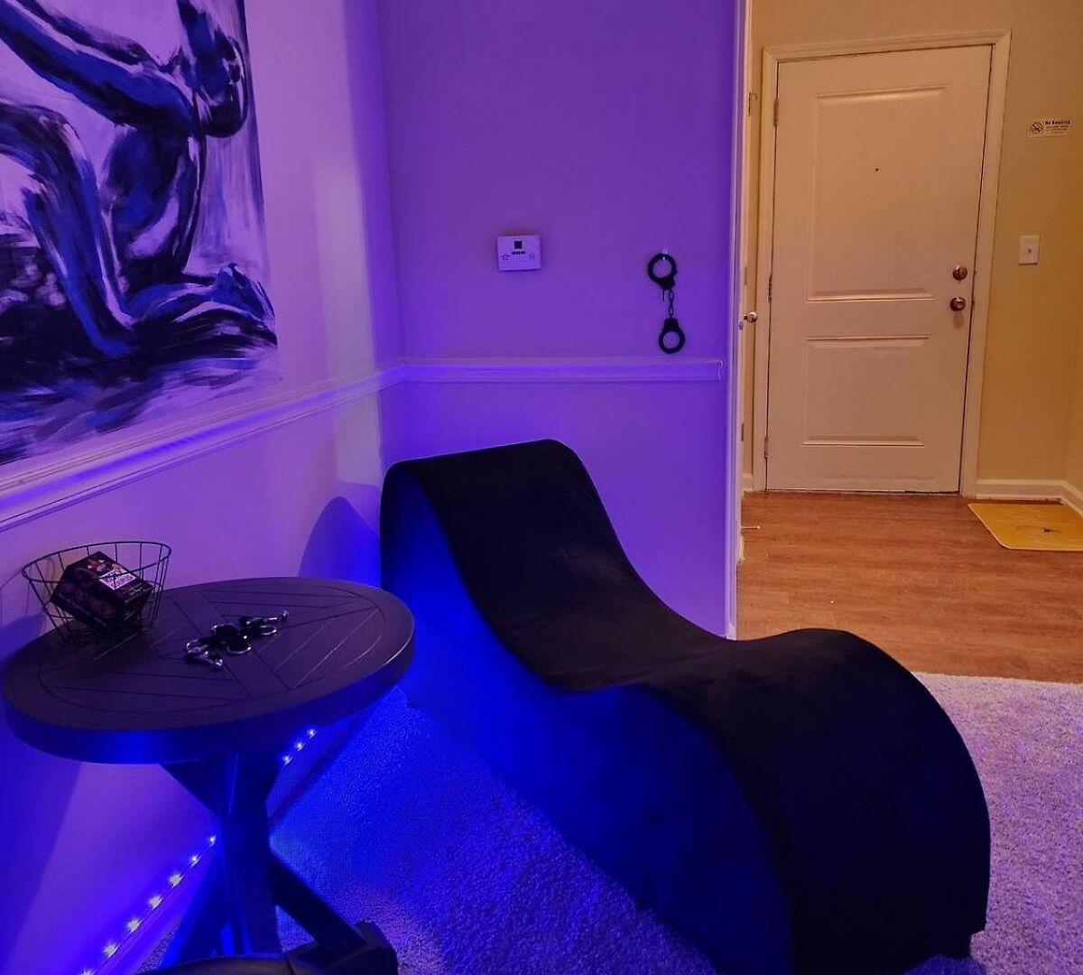 Frisky Adult Play Place - Fri & Sat Get Sunday Free! 
