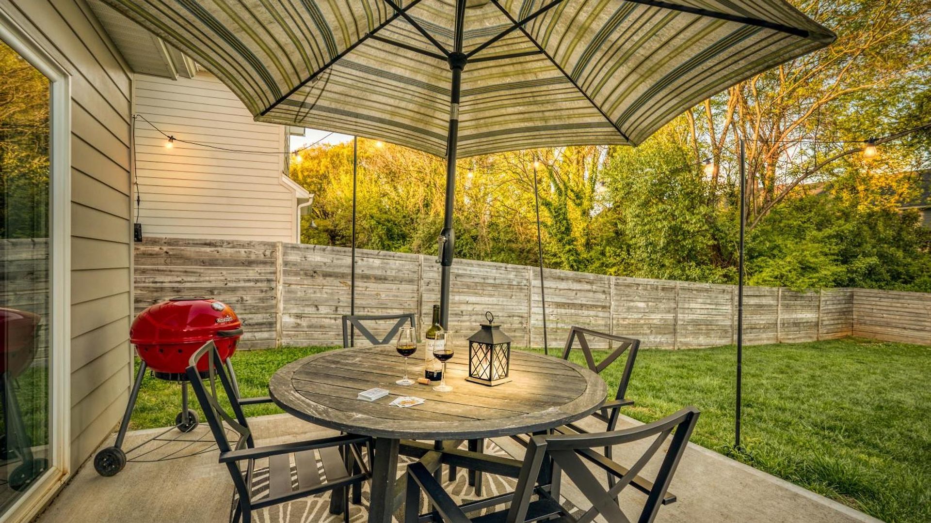 3 Lux King Beds O Game Rm O Fenced Backyard Escape Charlotte