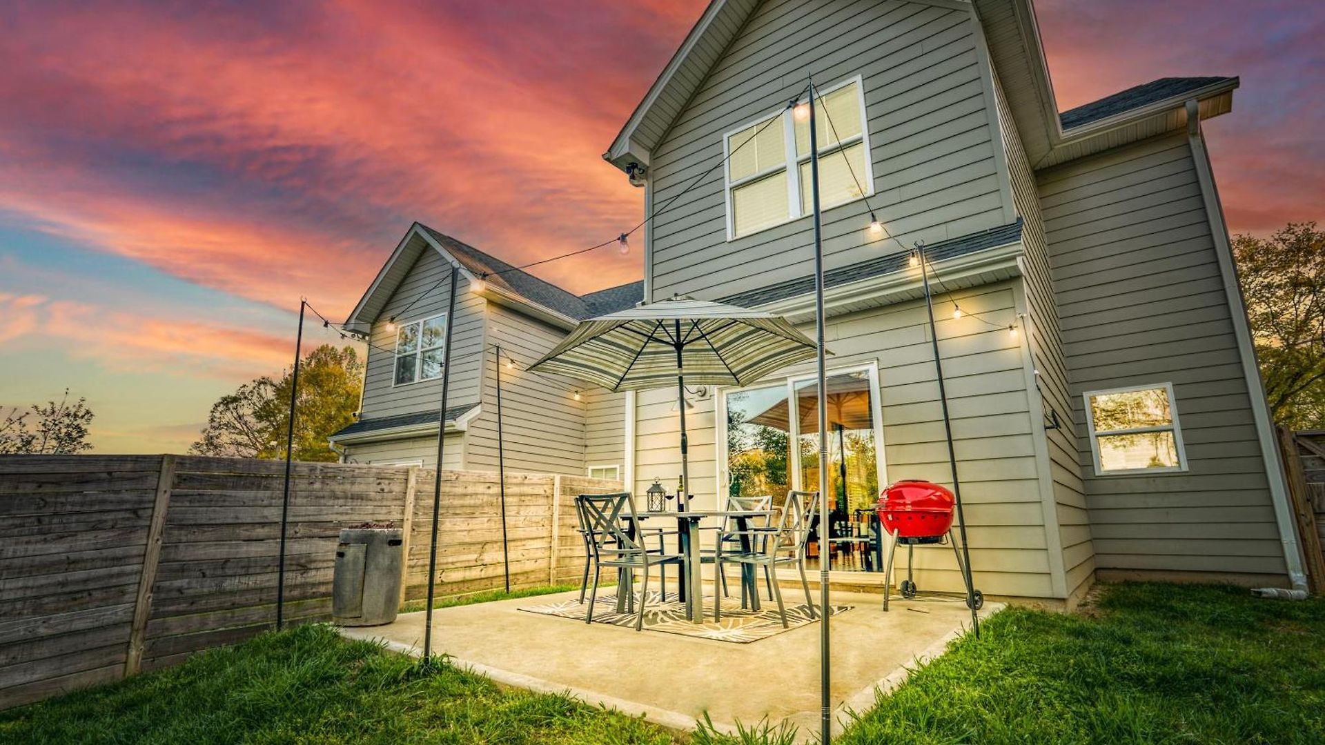 3 Lux King Beds O Game Rm O Fenced Backyard Escape