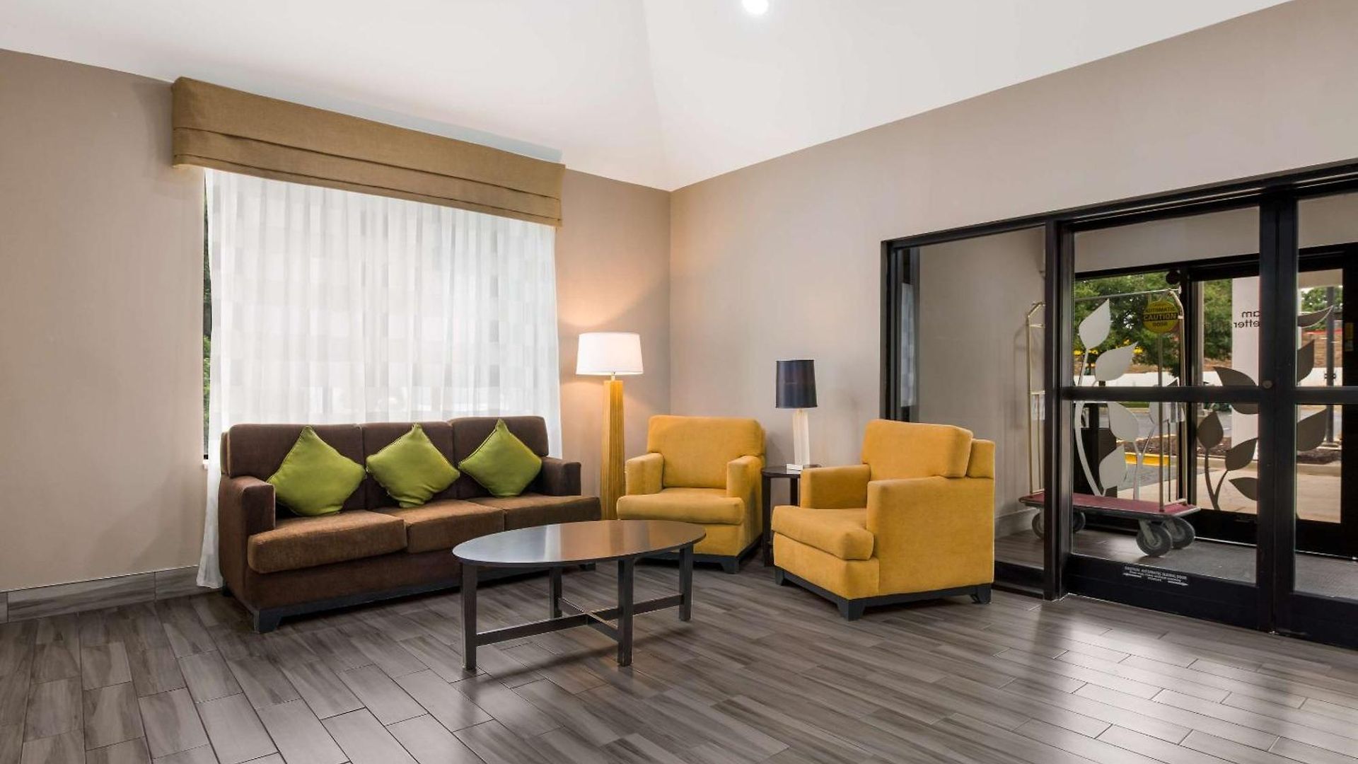 Inn Sleep Northlake 4*
