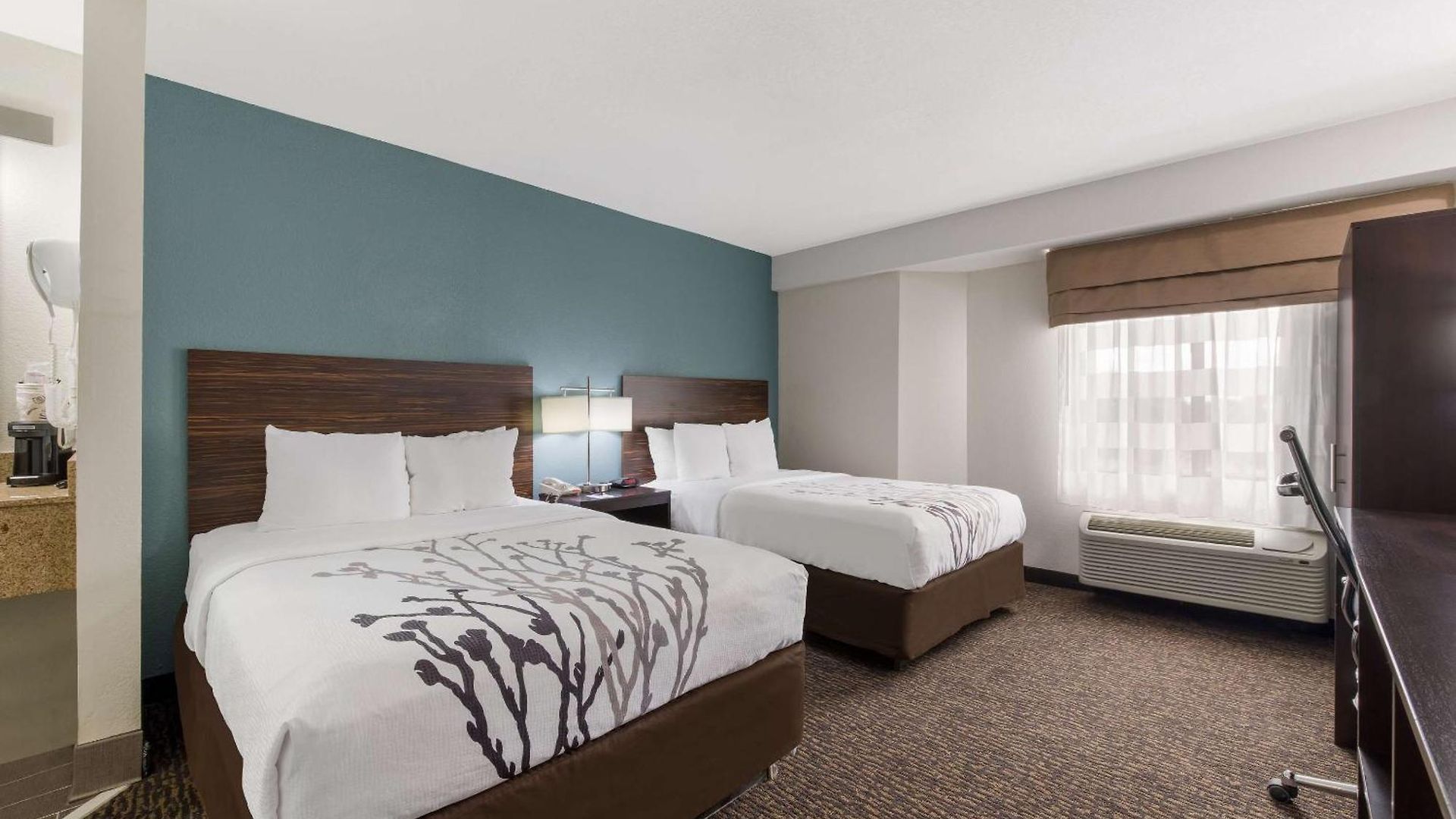 Sleep Northlake 4*
