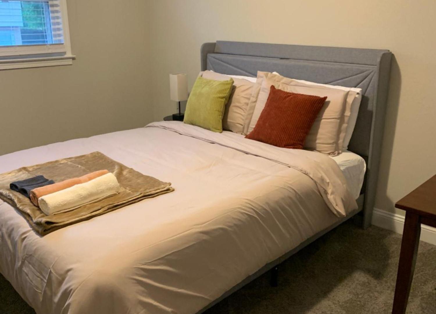 Work Hard Play Harder! Apartment Charlotte