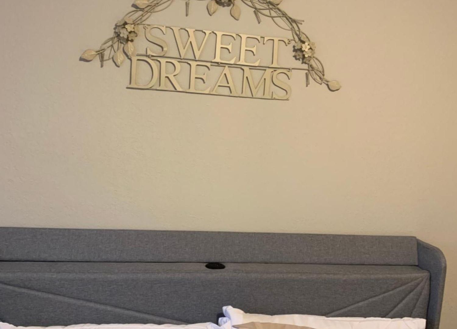 Work Hard Play Harder! Apartment *