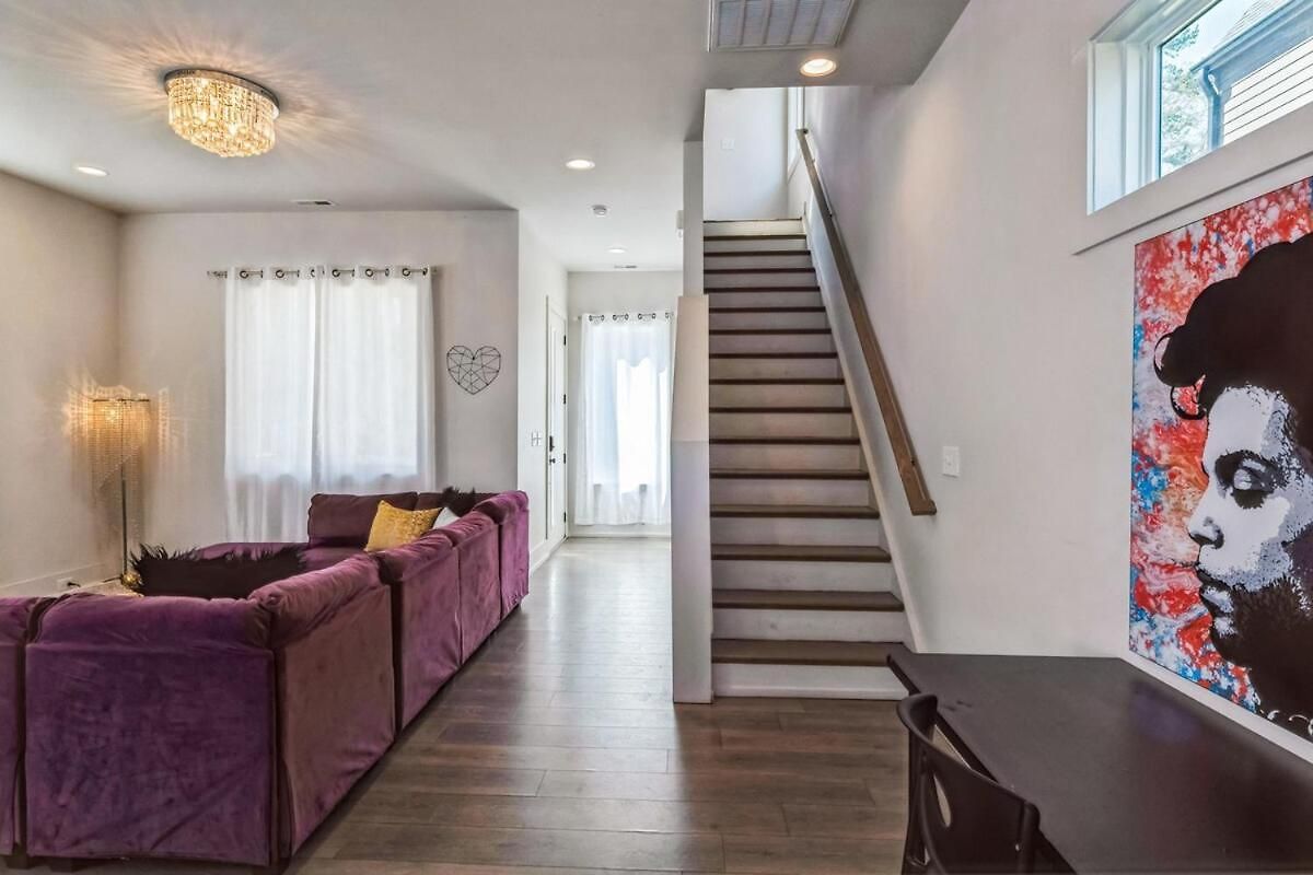 Pooltable-15 Mins To Uptown & Dt-king Bed! * Charlotte