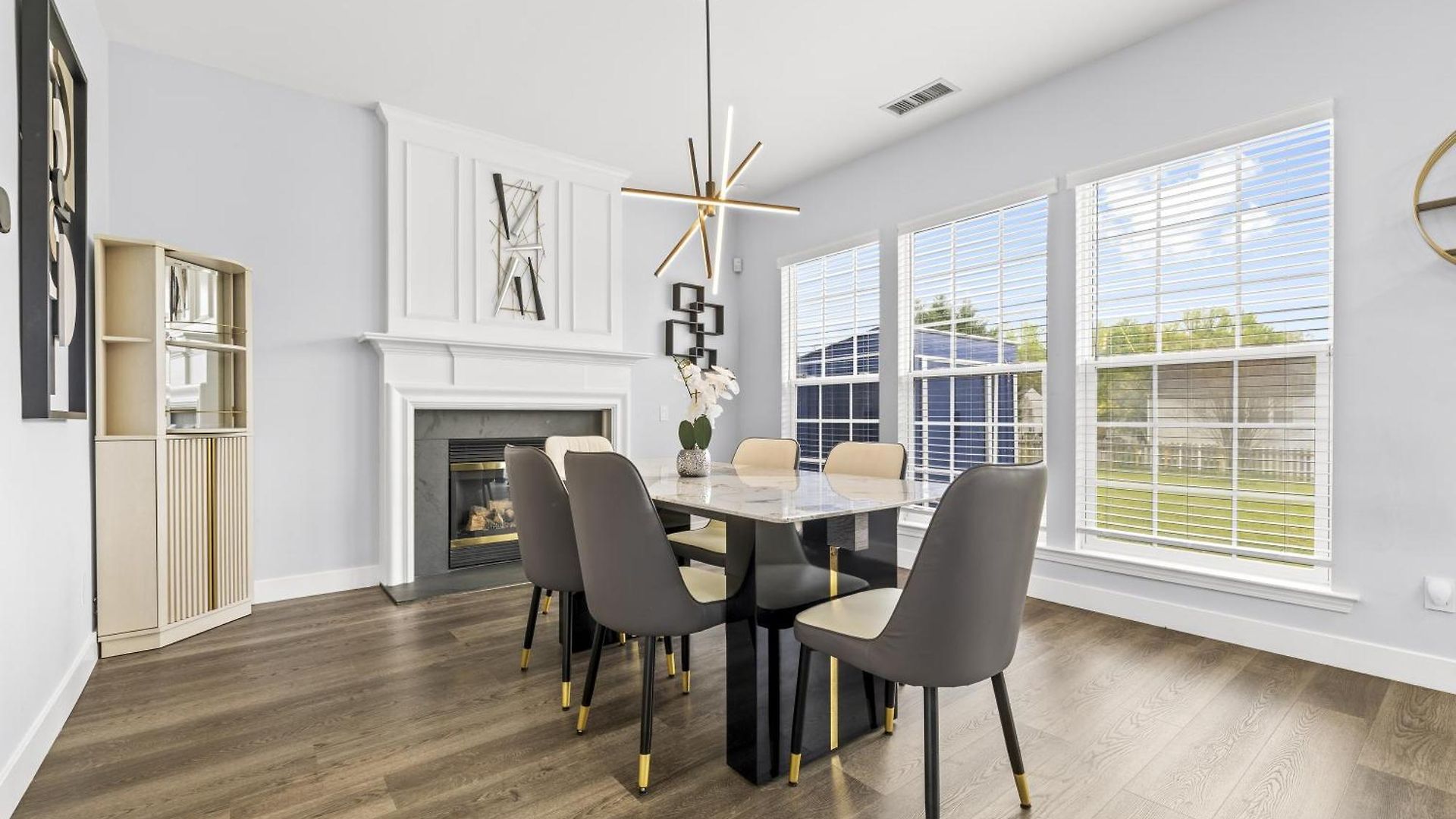 3br Family Retreat With Modern Comforts Apartment