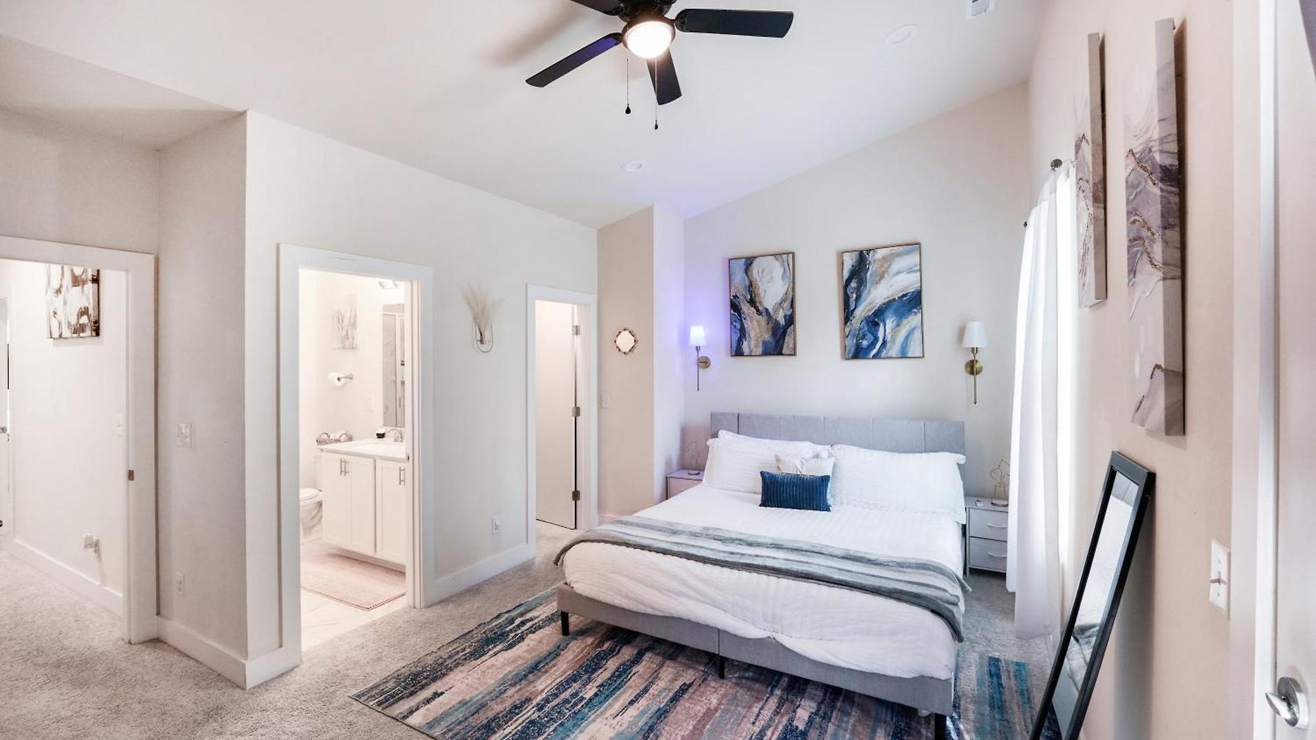 Stylish 3br In Clt, Close To Downtown, Airport, Wfh & Parking & Family Friendly & Business Ready Holiday home Charlotte