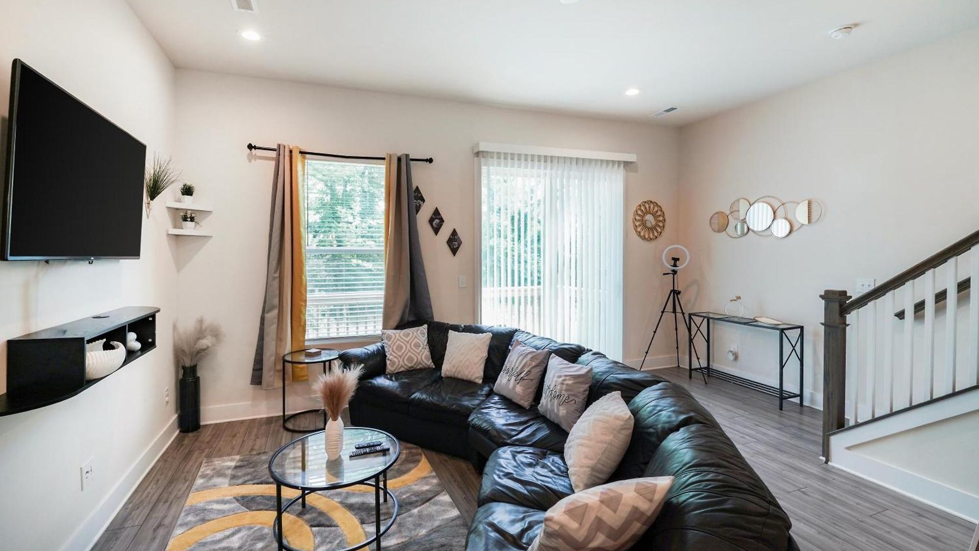 Holiday home Stylish 3br In Clt, Close To Downtown, Airport, Wfh & Parking & Family Friendly & Business Ready *