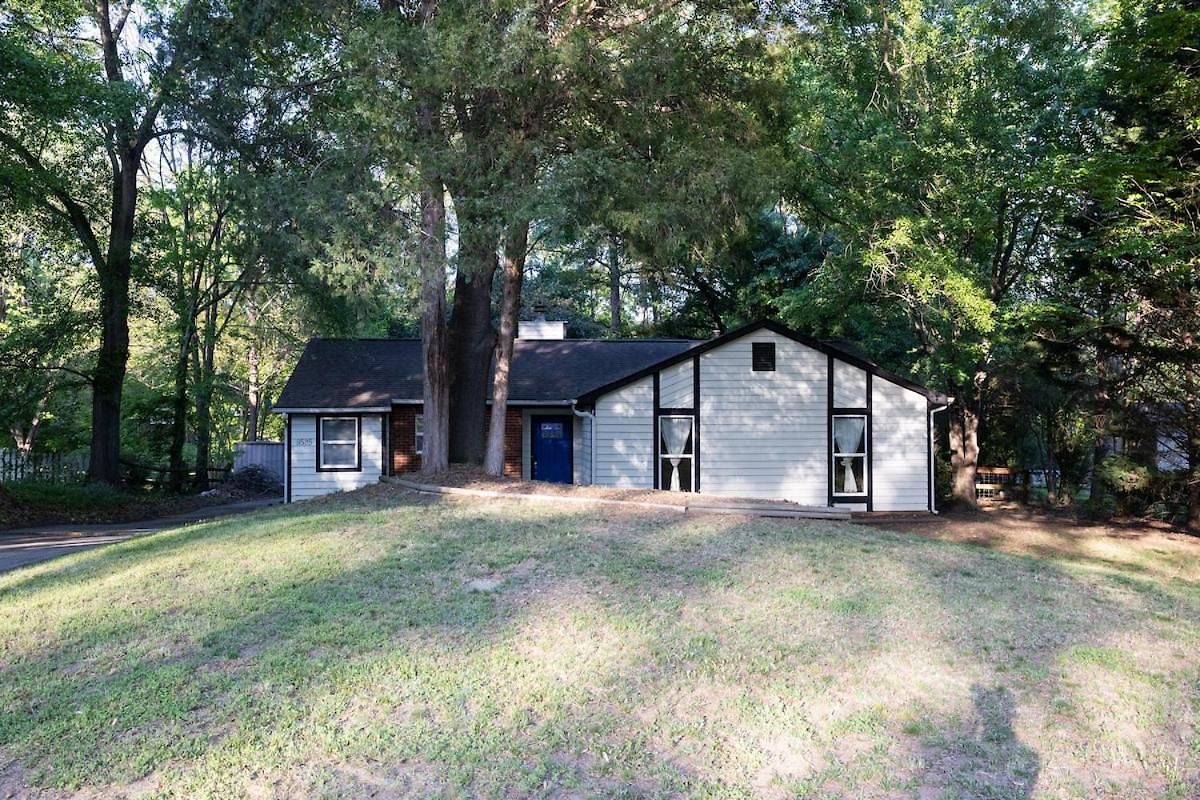 Mins To Hospital Carowinds, Stadium, Amp Ballantyne Holiday home *