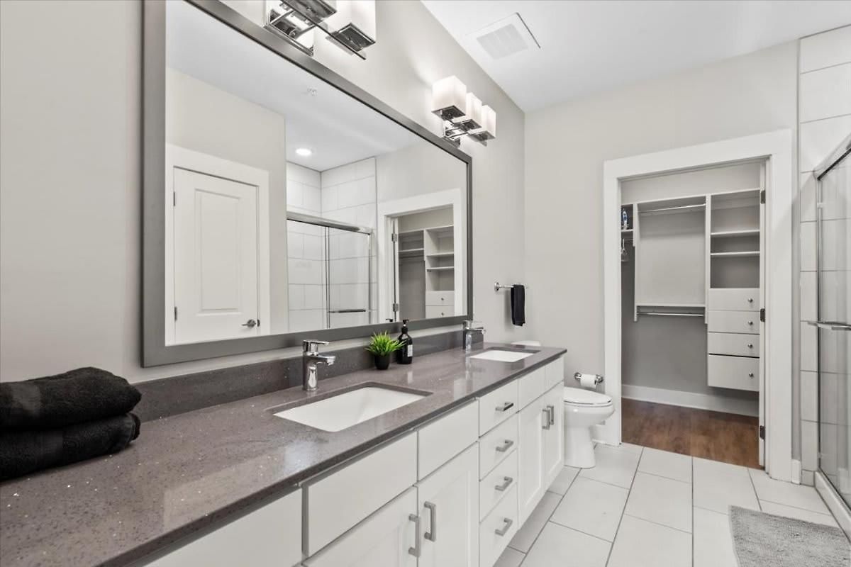 Apartment Luxurious King 3br In Waverly Charlotte! Charlotte