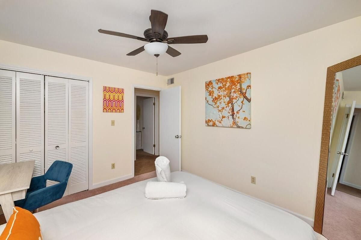 New! Special Intro Rate! Walkable, Fenced-in Yard *