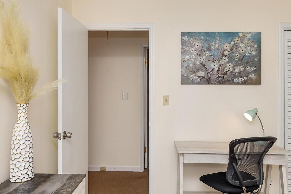 New! Special Intro Rate! Walkable, Fenced-in Yard