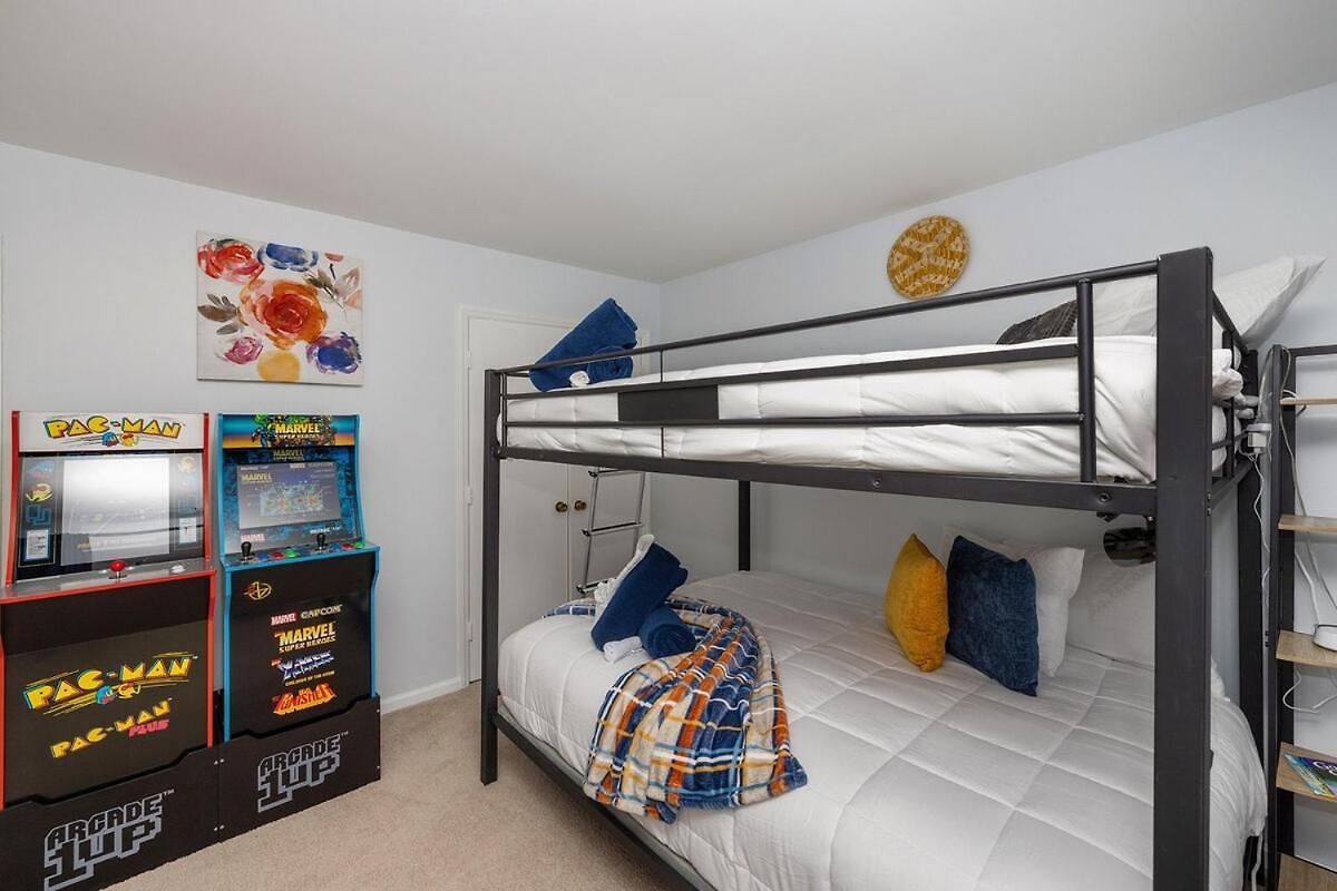 New! Special Rate For First Bookings! 2 Bedroom Charlotte
