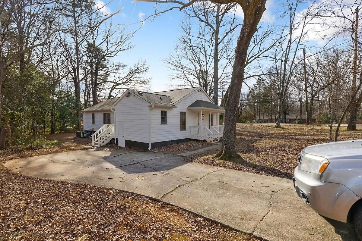 New! Special Rate For First Bookings! 2 Bedroom *