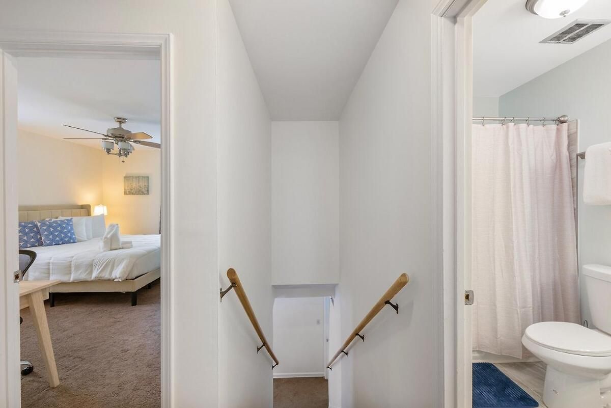 New! Special Intro Rate! Walkable, Fenced-in Yard Charlotte