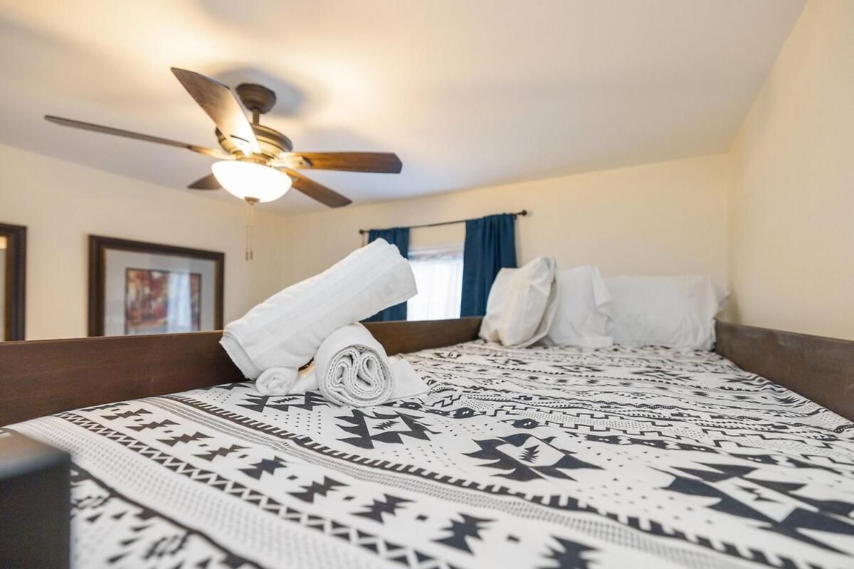 New! Special Intro Rate! Walkable, Fenced-in Yard