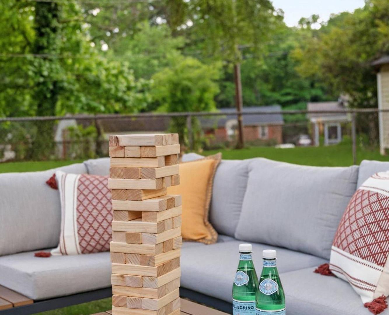 Backyard, Game Room, 15 Min To Downtown & Unc Charlotte