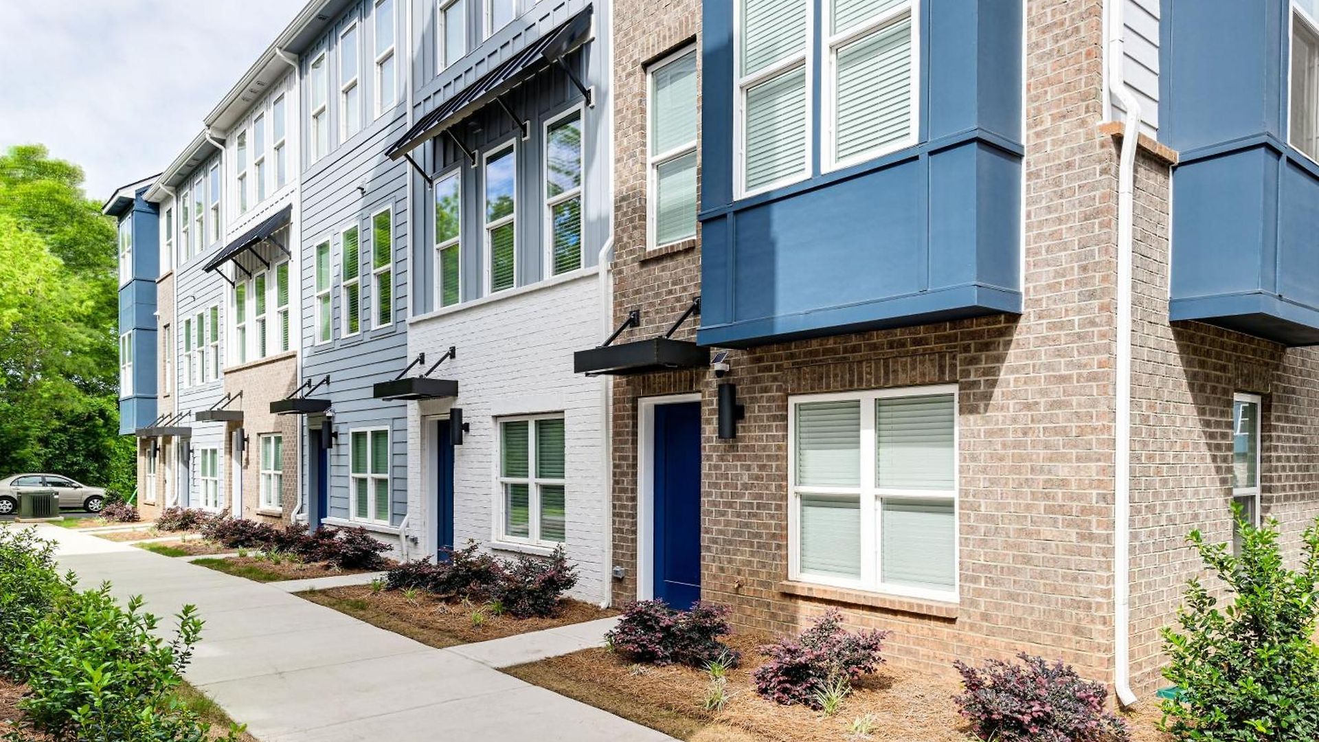 Holiday home 2 Mi To Uptown Charlotte: Townhome W/ Balconies! Charlotte