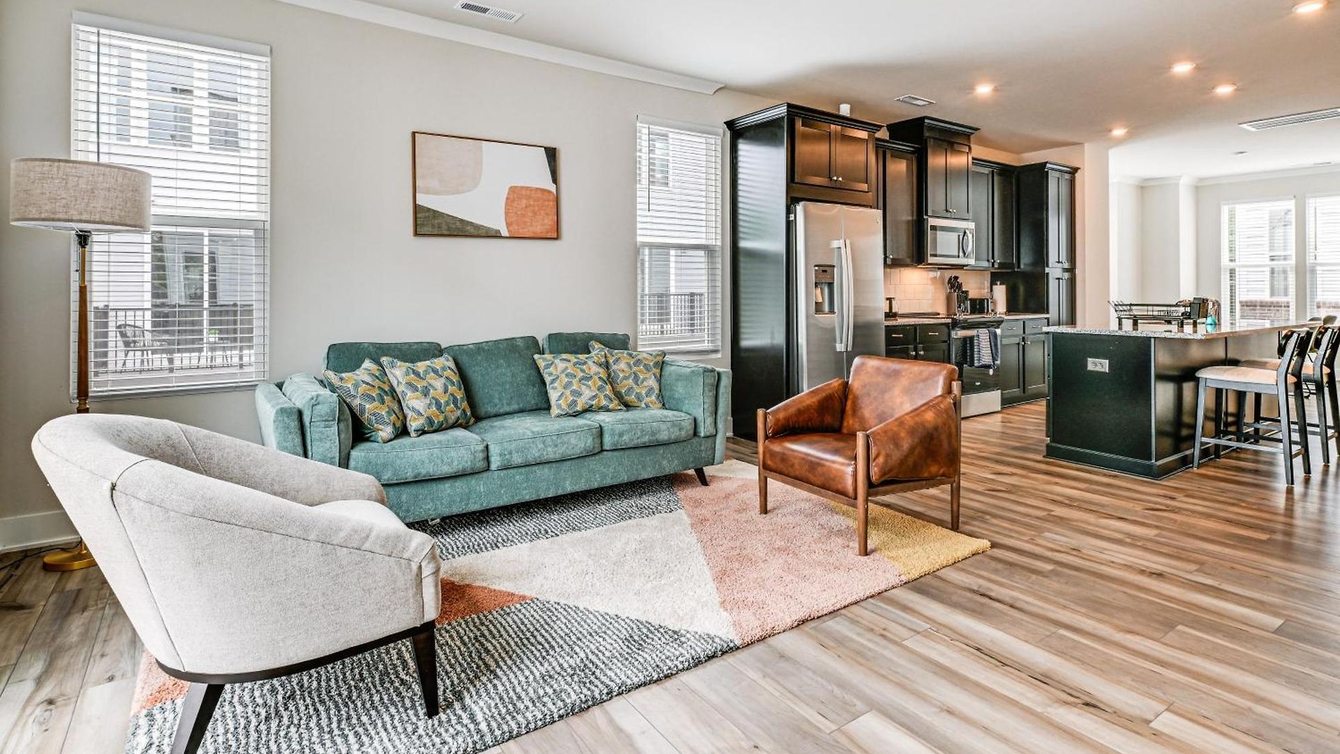 2 Mi To Uptown Charlotte: Townhome W/ Balconies! * Charlotte