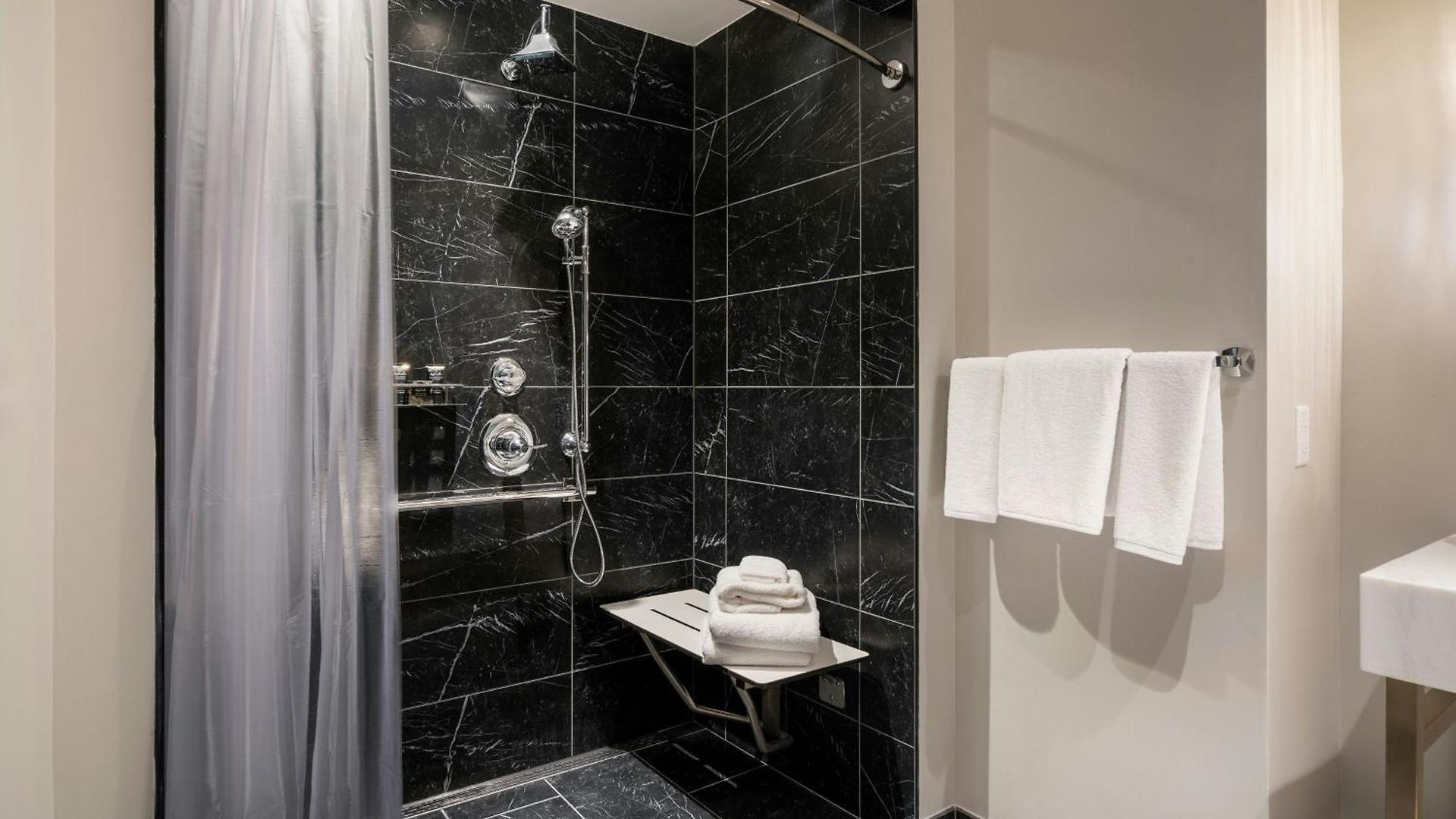 Grand Bohemian Charlotte, Autograph Collection Hotel 4*