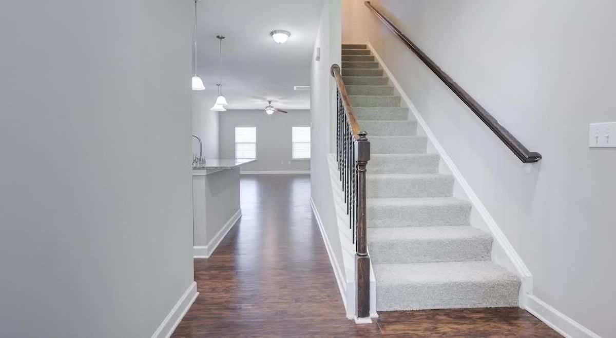 Upscale King 3br Townhouse In Pineville Holiday home *