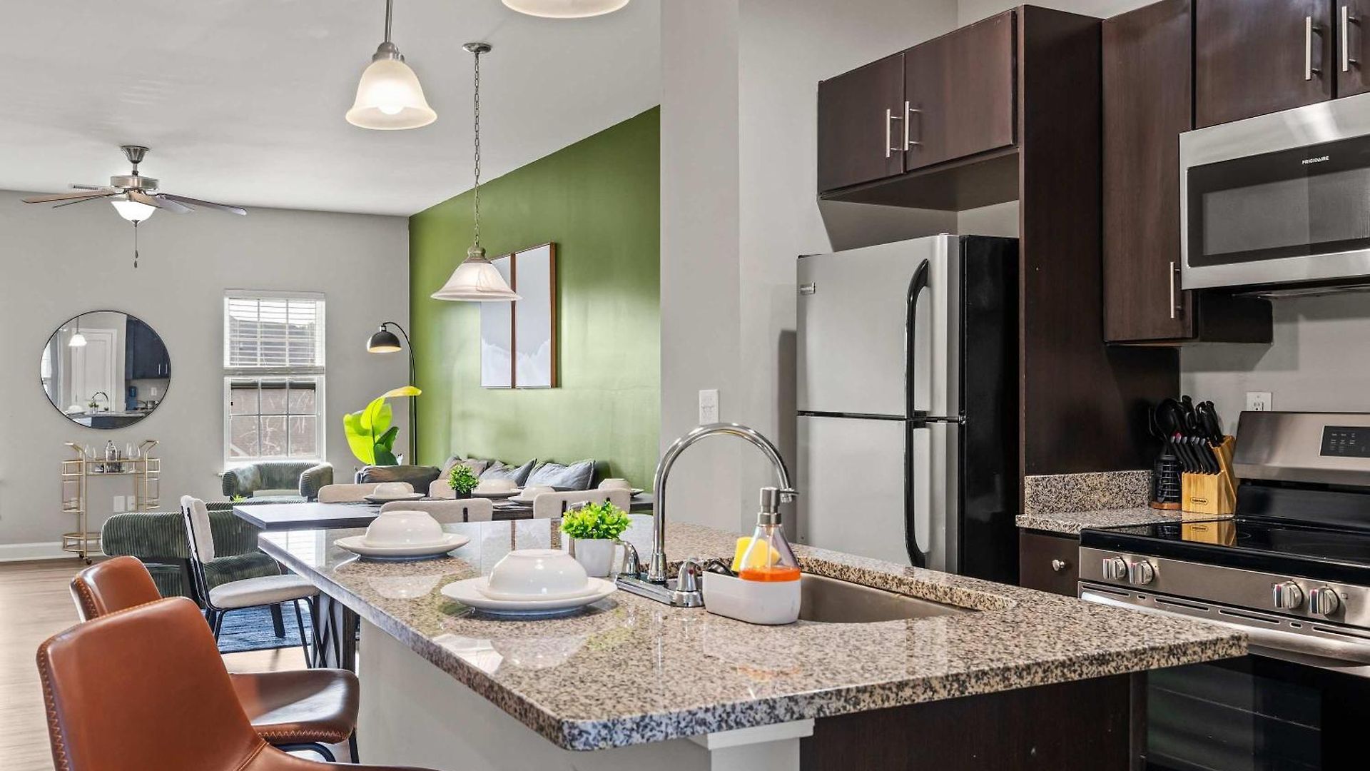 Holiday home Upscale King 3br Townhouse In Pineville *