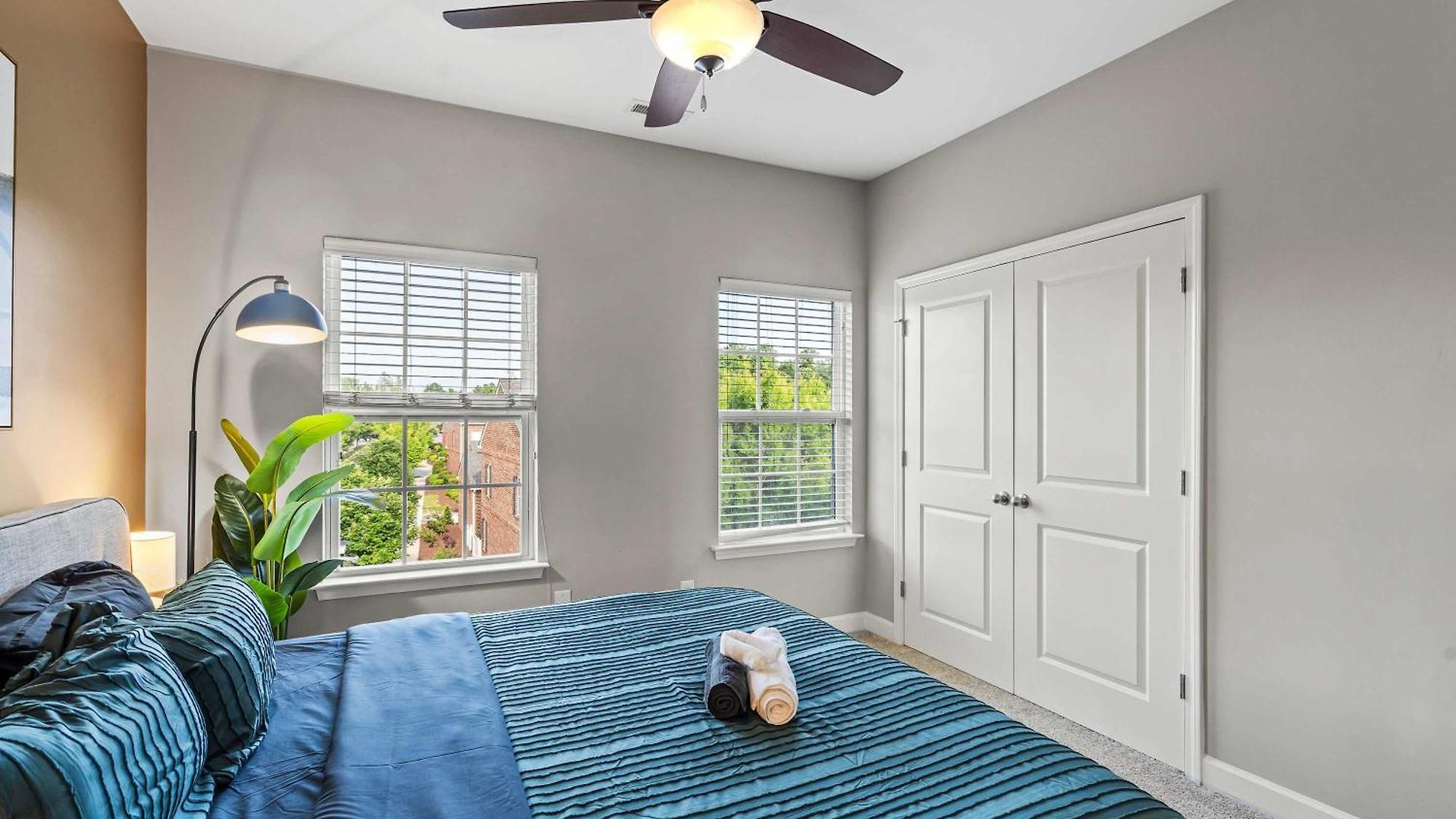 Upscale King 3br Townhouse In Pineville Charlotte