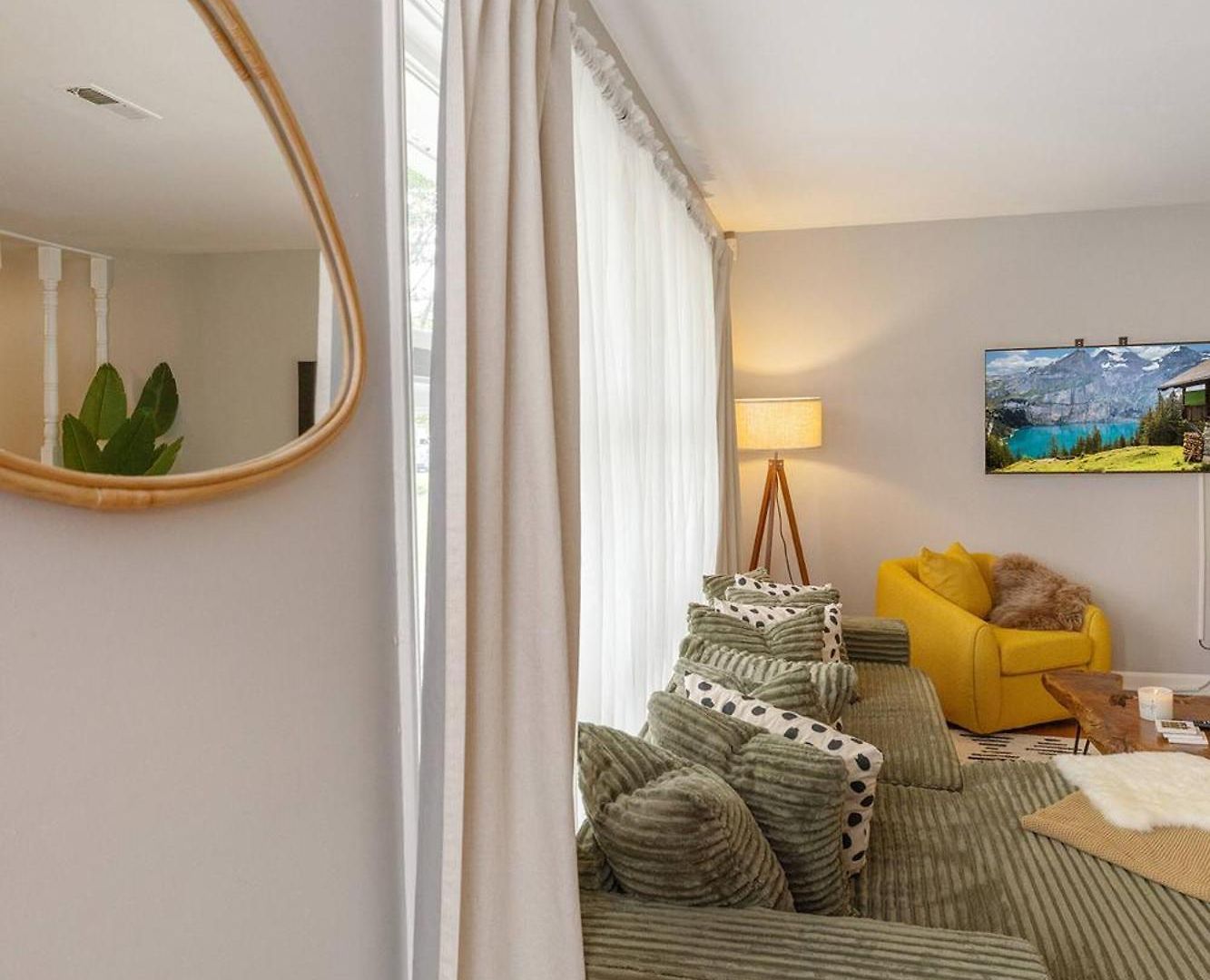 Movie & Arcade Games & Foosball - Cozy 4bd