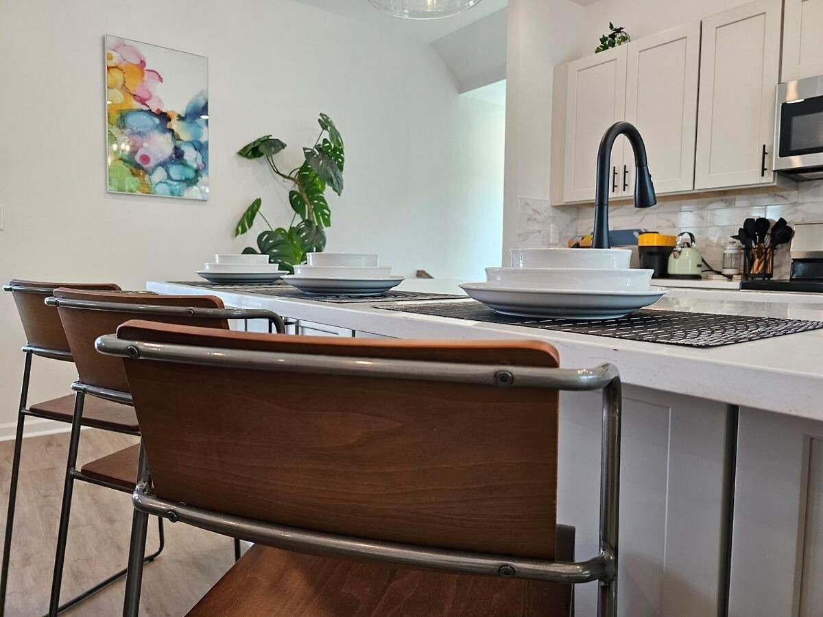 Spacious New 3br Near Uptown - Private Baths - Peaceful Holiday home Charlotte