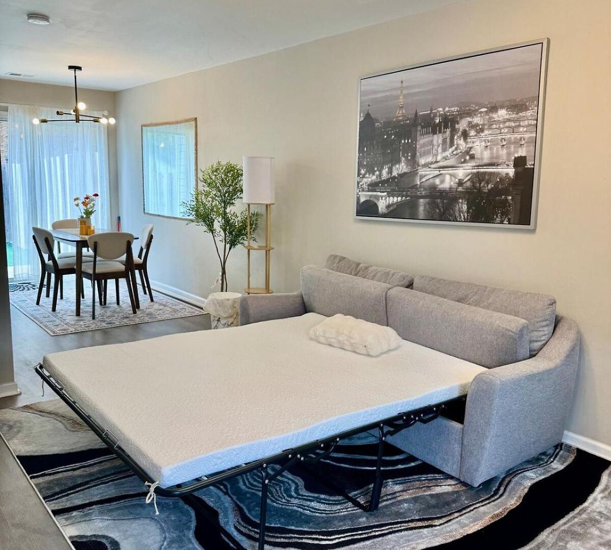 Holiday home Modern Entire 2-bedroom House For 6 Guests At Charlotte