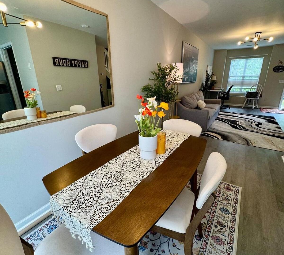 Modern Entire 2-bedroom House For 6 Guests At *