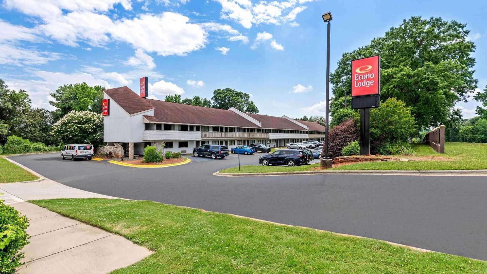 Econo Airport * Charlotte