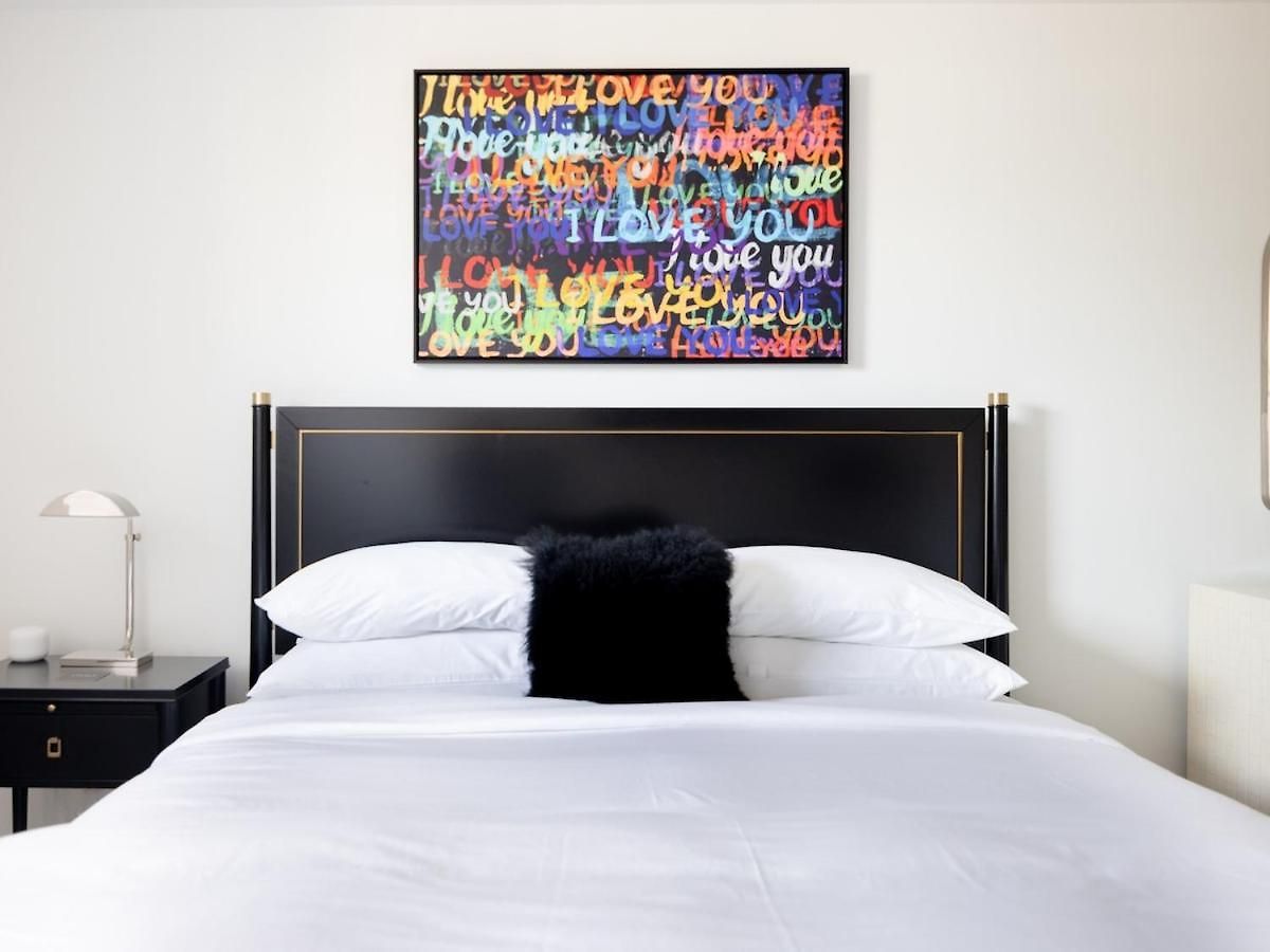 Luxury Rooftop Townhome In Restored Church 5 Mins To Dt Holiday home Charlotte