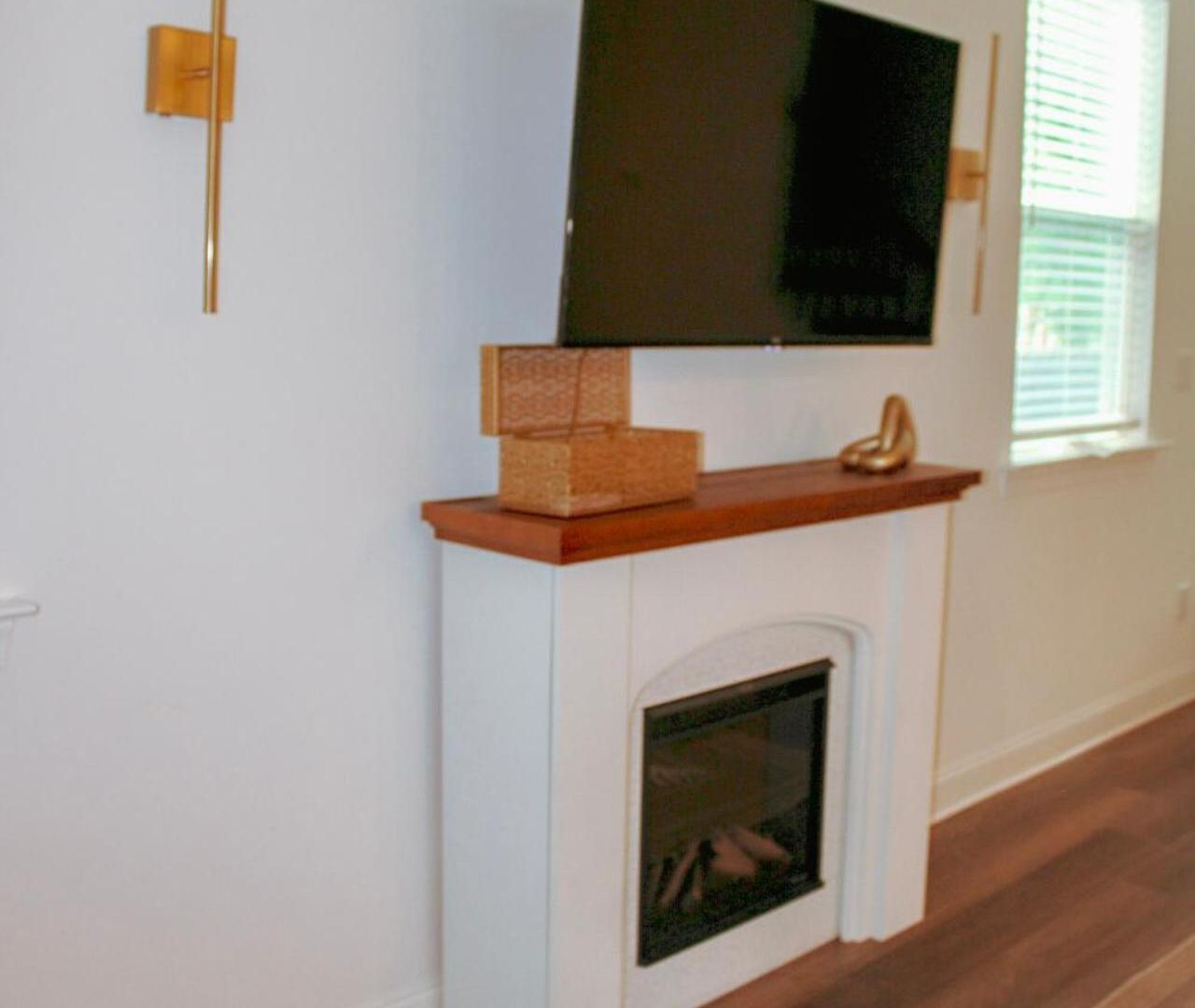 Hot Tub Pool Table Fire Pit 5min To Uptown Charlotte